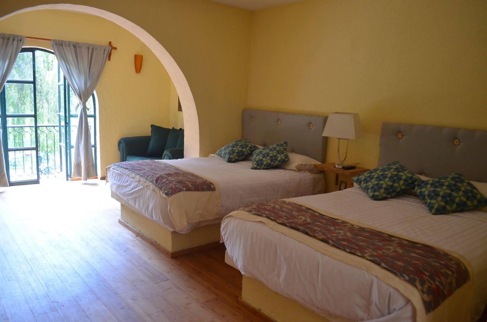 Hotel Vergel De La Sierra Las Palomas  ภายนอก รูปภาพ